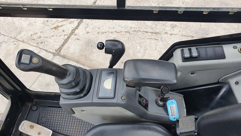 2013 / Mini Pelle CAT 302.2D / 2,1 T – Image 12