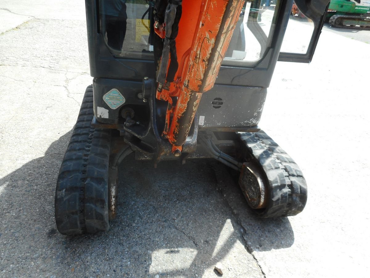 2011 / Mini Pelle Hitachi ZX18-3 / 1,9 T – Image 11