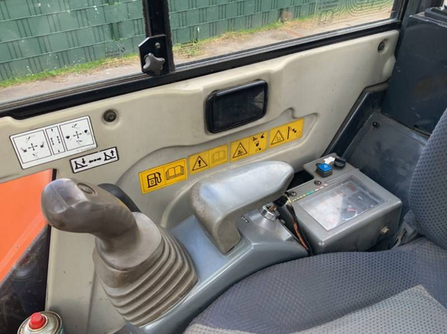 2011 / Mini pelle Hitachi Zaxis 27-3 CLR / 2,7 T – Image 14