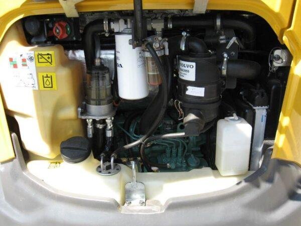 2017 / Mini pelle Volvo ECR 27D / 2,6 T – Image 14