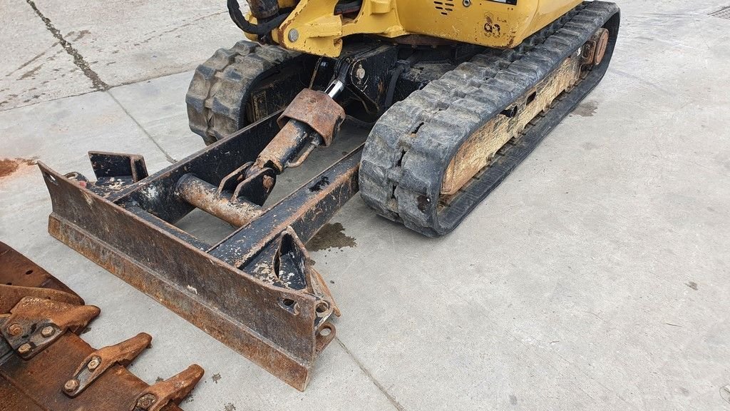 2013 / Mini Pelle CAT 302.2D / 2,1 T – Image 3