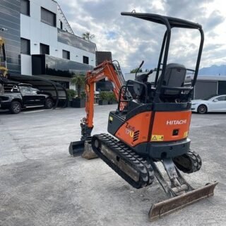 2013 / Mini pelle Hitachi ZX 17U-2 / 1,8 T