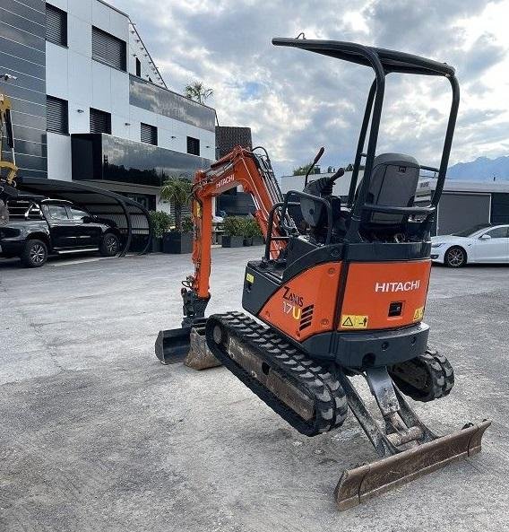 2013 / Mini pelle Hitachi ZX 17U-2 / 1,8 T