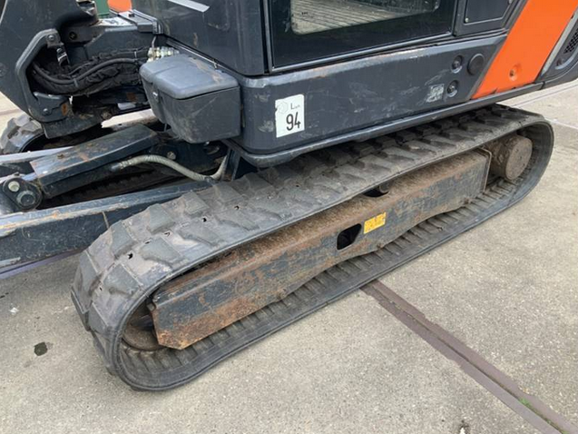 2011 / Mini pelle Hitachi Zaxis 27-3 CLR / 2,7 T – Image 6