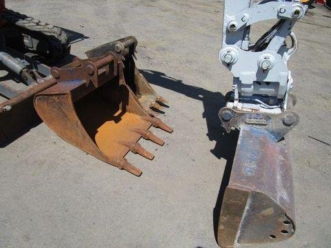 2018 / Mini Pelle Takeuchi TB 225 / 2,6 T – Image 7