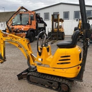 2004 / Mini pelle JCB Micro Plus / 1,3 T